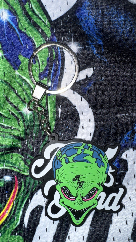RISEANDGRIND ALIEN KEYCHAIN